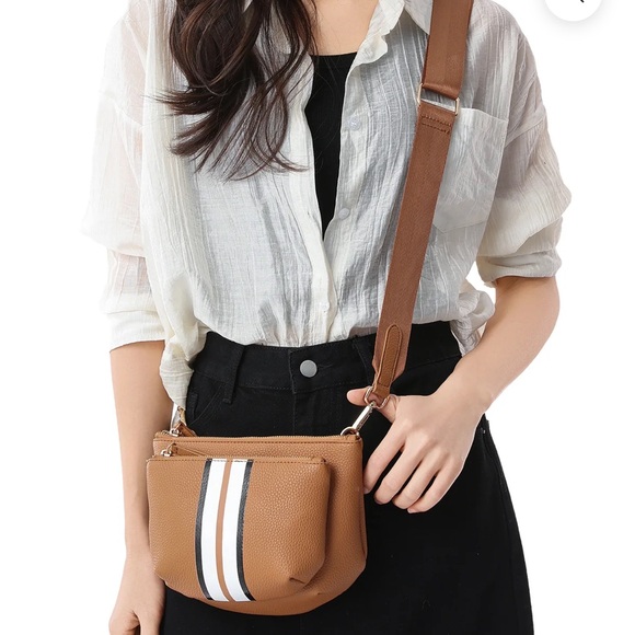 NWOT HAUTE SHORE Bag - Picture 9 of 10